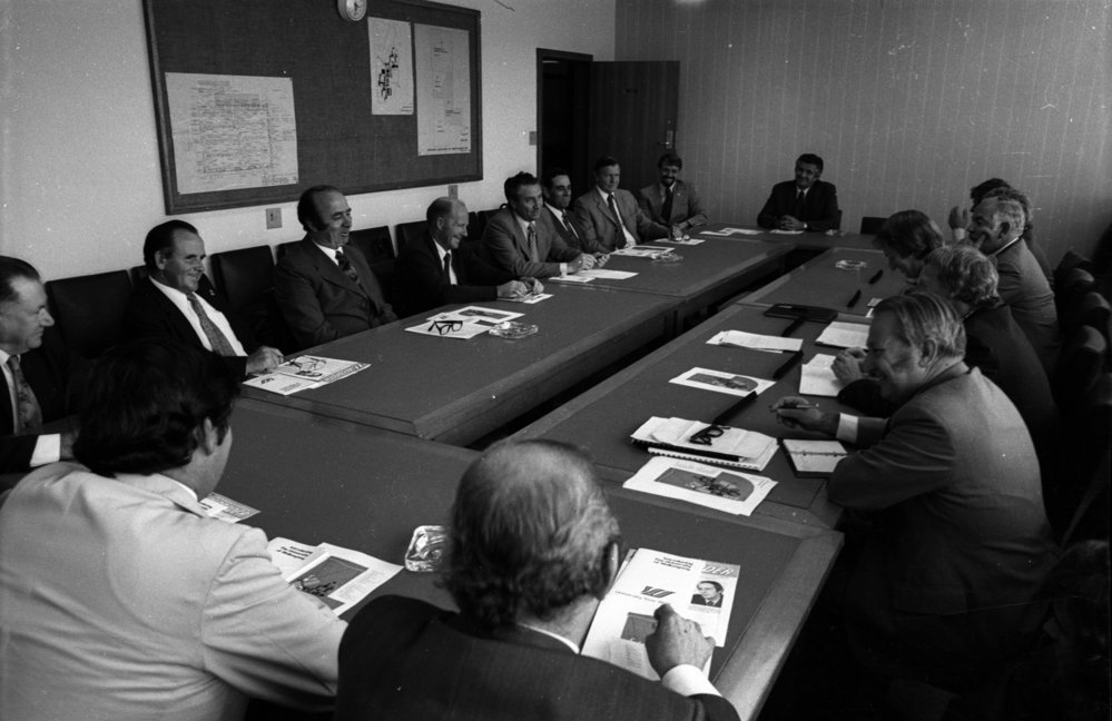 City Council and University meeting.  n2a_05_04