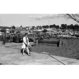 Campus scenes.  n2a_25_16