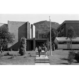 ACS colonnade.  n2a_15_10