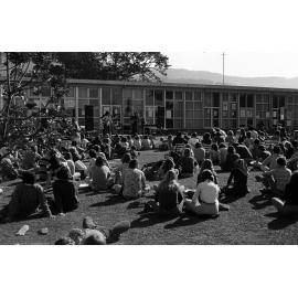 Pop concert.  n2a_11_01