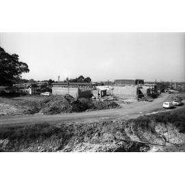 Campus scenes.  n2a_05_31