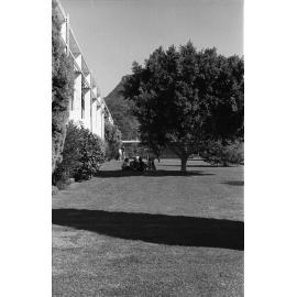 Campus scenes.  n2a_02_13