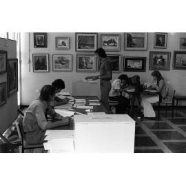 University elections.  n2a_01_12