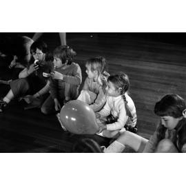 Children's picnic. n2b_47_03