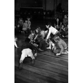 Children's picnic. n2b_47_02