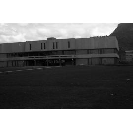 Library. n2b_24_18