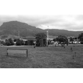 Campus scenes. n2b_01_16