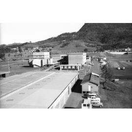 Campus scene. n2b_55_20