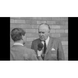 Visit to Shellharbour by politician