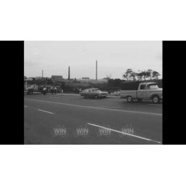Truck loses brakes coming down Bulli Pass