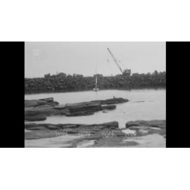 Building Wollongong's breakwater