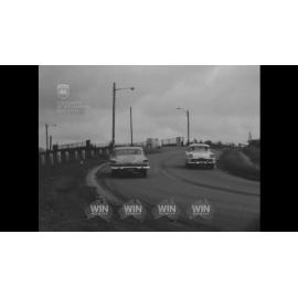 Constructing the new Princes Highway bridge at North Wollongong