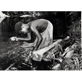 Making a sago raft, Wana Kori village, Bougainville