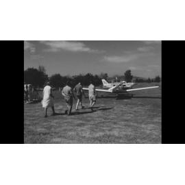 Light planes perform manouvres at Wollongong Aero Club's Open Day