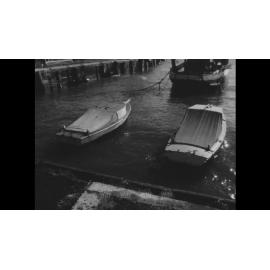 Car almost in the water at Kiama Harbour