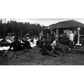 Family out for an airing : Crookhaven, 3.1.19