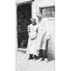 More Macnoons : the book's full of them