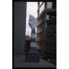 Unidentified sculpture 21