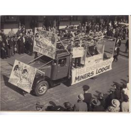 May Day march 1930s, No.7