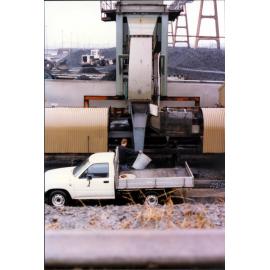 ICC coke at Port Kembla, Loading the "Larkfield"  7